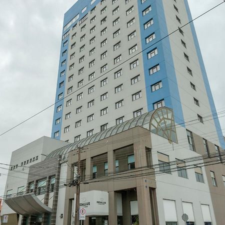 阿拉彭伽斯行政酒店 Arapongas 外观 照片